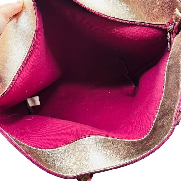 Bath & Body Works Metallic Pink Large Tote With Clutch Set - Picture 7 of 8